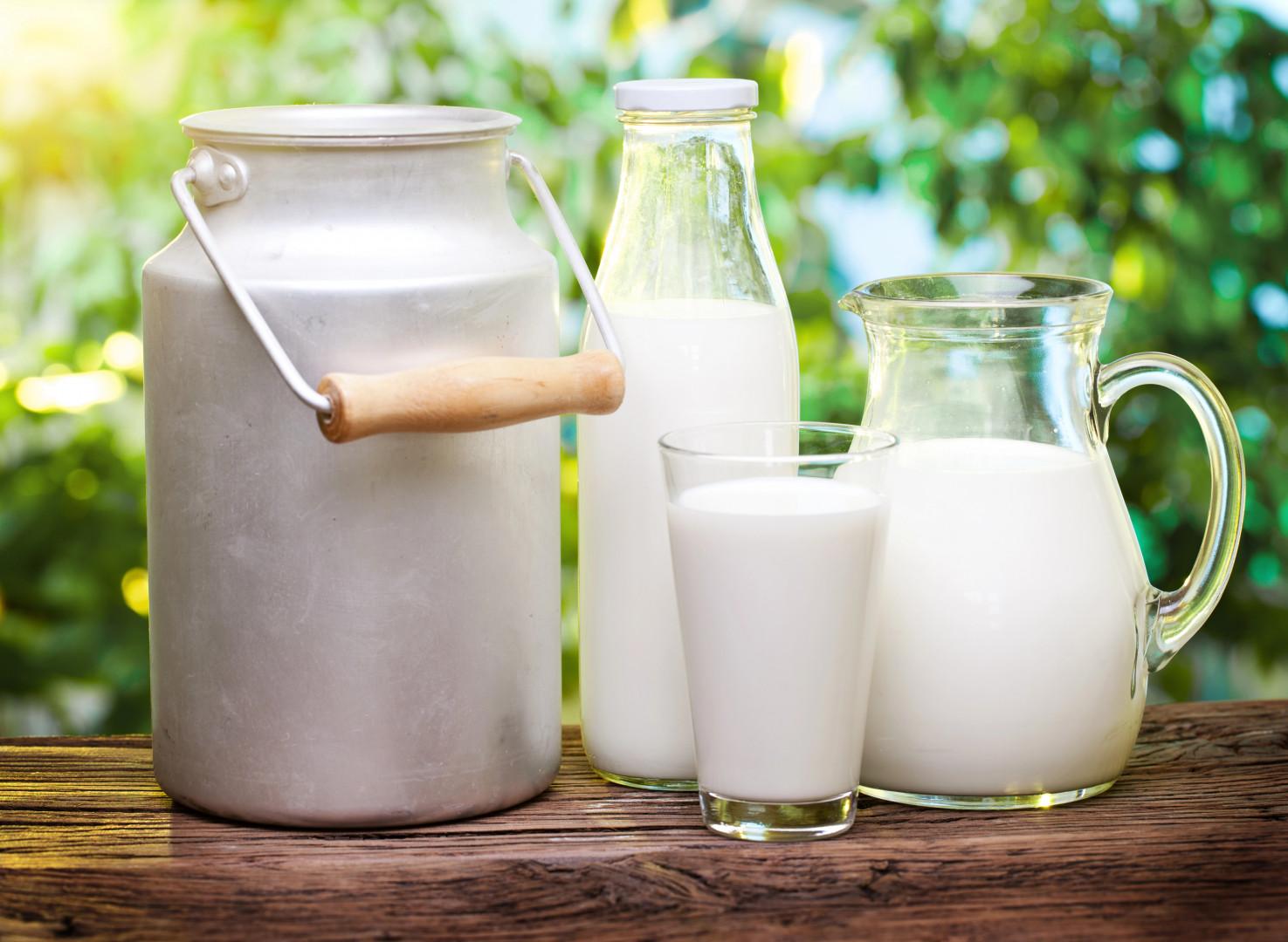 Lactalis a annoncé en septembre 2024 réduire de 450 millions de litres de lait sa collecte en France, soit une baisse de 8,8 %.