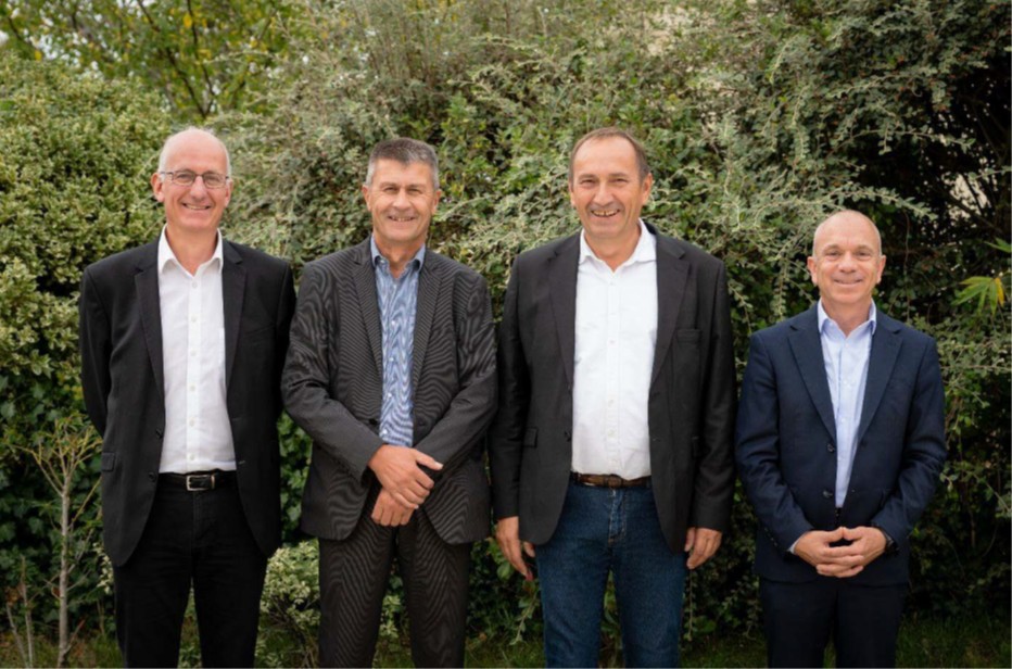 De gauche à droite : Éric Forin, directeur général de Terrena, Olivier Chaillou, président de Terrena, Bernard Guillard, président d’Agrial et Julien Heillaut, directeur général d’Agrial